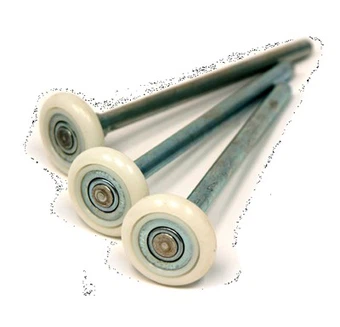 2" 13 GULIČKOVÝ NYLONOVÝ VALEC NA PNEUMATIKY S POZINKOVANÝM PREDMETOM